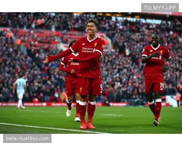 菲尔米诺经验助吉达国民更衣室 巴西前锋角色悄然转变